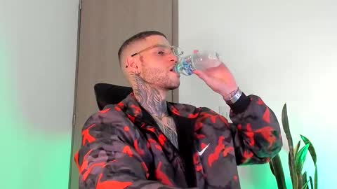 jeison online show from March 2026 12:50:01 AM