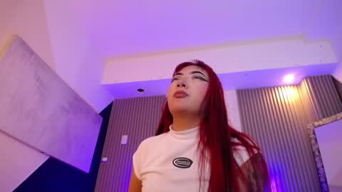 Mia online show from January 2025 06:59:01 PM