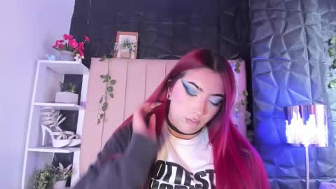 Mia online show from February 2026 02:23:02 PM