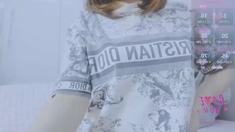 Joly online show from October 2025 06:21:02 AM