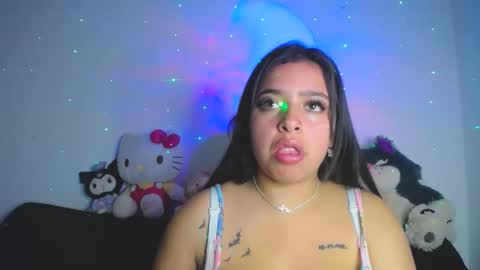 Snapshot of _juli17_ chatting on February 2026 09:29:02 PM _juli17_ online show from February 2026 09:29:02 PM