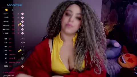 _just_a_queen_3 online show from February 2025 05:51:02 PM