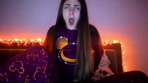 _just_a_simple_girl online show from February 2025 11:58:01 AM