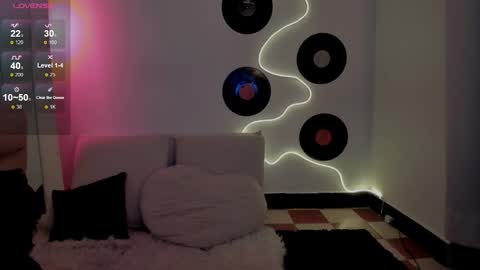 _karine01 online show from February 2026 02:21:02 AM