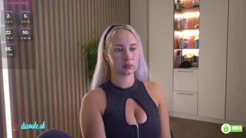 Kate online show from October 2025 03:07:02 PM