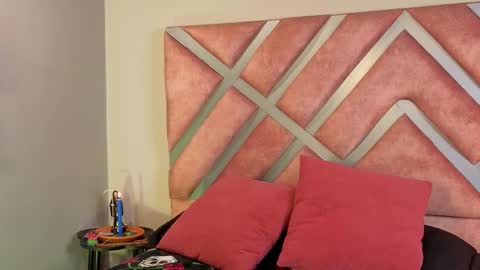 kelly online show from November 2025 01:22:01 PM