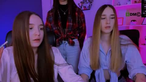 _kellykitten_ online show from March 2026 10:10:01 AM