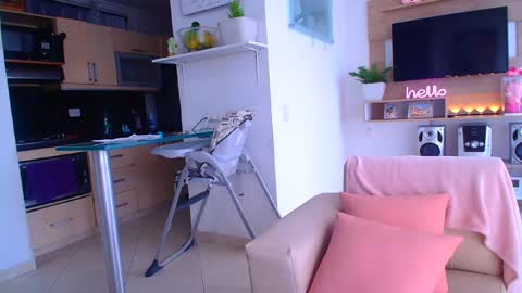  Dani  online show from September 2025 08:53:01 PM