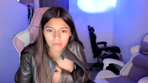 khloe sweet online show from September 2025 12:23:01 AM