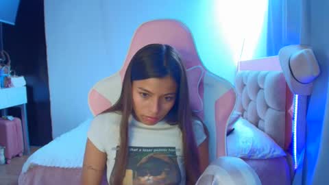 Snapshot of _khloe_sweet chatting on April 2026 02:26:01 PM khloe sweet online show from April 2026 02:26:01 PM