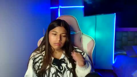 Snapshot of _khloe_sweet chatting on May 2026 07:00:02 PM khloe sweet online show from May 2026 07:00:02 PM