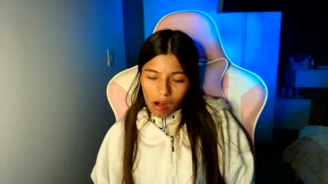 Snapshot of _khloe_sweet chatting on June 2026 11:54:01 PM khloe sweet online show from June 2026 11:54:01 PM