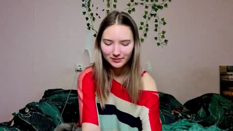 _kikiclark_ online show from December 2025 09:38:01 AM