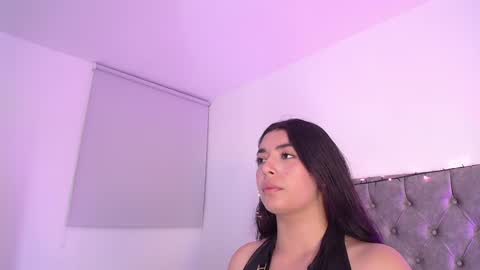 _kimtorres_ online show from December 2024 09:45:02 AM