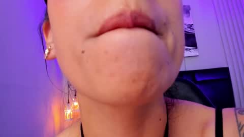 Kiraaaa 0 online show from March 2026 09:31:01 PM