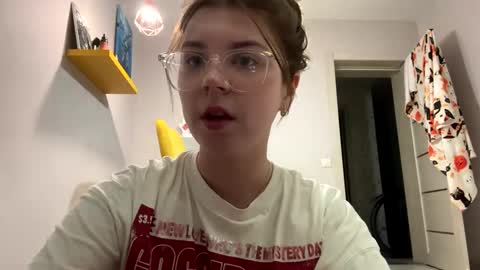 Molly   Emily online show from February 2025 12:30:01 AM