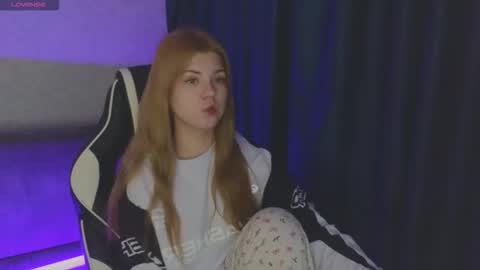 Molly   Emily online show from October 2025 01:56:01 PM