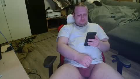 Snapshot of _kitsu_ chatting on November 2025 05:53:01 AM _kitsu_ online show from November 2025 05:53:01 AM