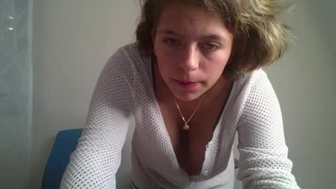 _kitten_1 online show from April 2026 04:17:01 AM