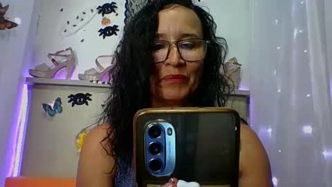 SANDRA online show from October 2025 10:07:02 PM