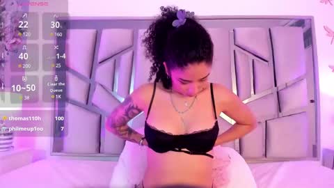 Lanna  online show from January 2025 02:36:01 PM