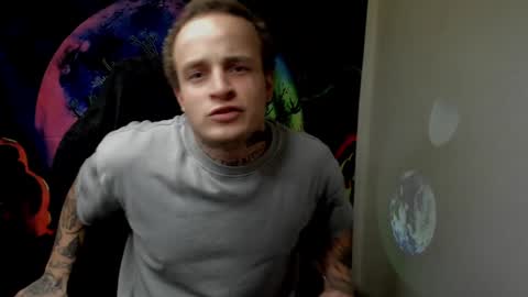 Layne online show from December 2024 08:28:02 PM