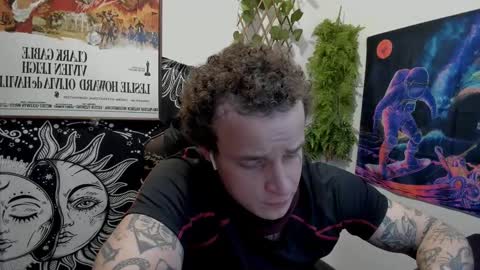 Layne online show from March 2025 09:25:02 PM