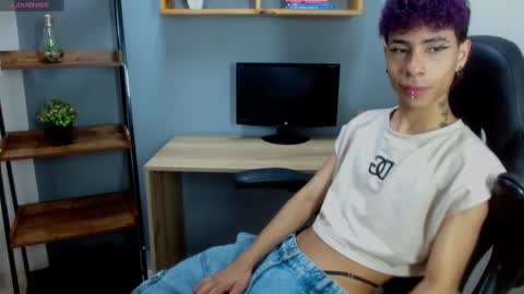  L E M M O N  online show from February 2025 09:42:02 PM