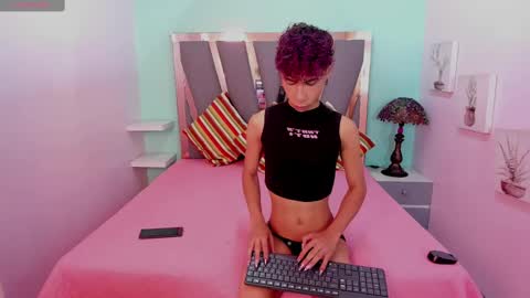  L E M M O N  online show from February 2025 01:53:02 PM