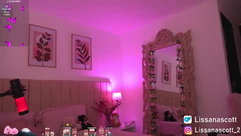 Lissana online show from February 2025 10:28:01 PM