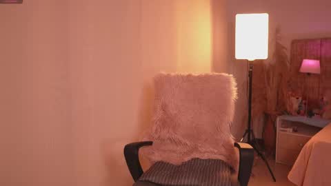 Lissana online show from December 2025 10:16:01 PM