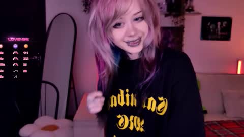 Lolly online show from November 2025 10:31:01 AM