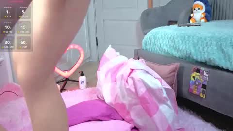 Snapshot of _lollyypop_ chatting on February 2026 05:00:02 AM Emma online show from February 2026 05:00:02 AM