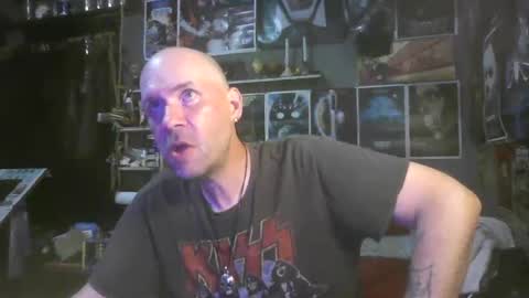 That guy online show from November 2025 02:56:01 AM