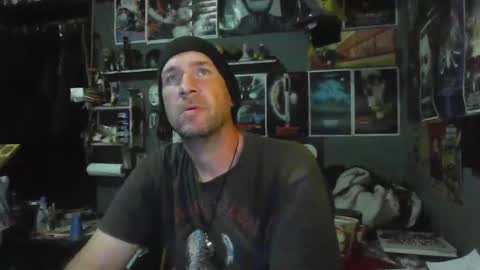 That guy online show from December 2025 01:12:02 AM