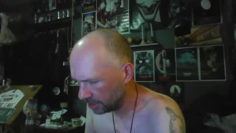 Snapshot of _longfellow chatting on June 2026 04:42:01 PM That guy online show from June 2026 04:42:01 PM