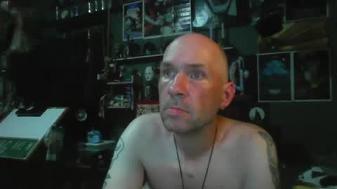 Snapshot of _longfellow chatting on July 2026 06:09:02 AM That guy online show from July 2026 06:09:02 AM