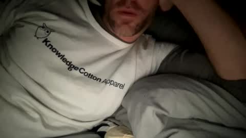 _lululeo_ online show from December 2025 05:23:01 AM