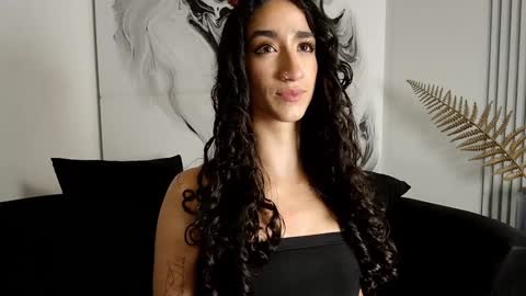 Snapshot of _luna_dupont_ chatting on January 2025 12:50:02 AM  Luna  online show from January 2025 12:50:02 AM