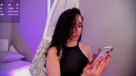 Snapshot of _luna_dupont_ chatting on February 2025 05:52:02 PM  Luna  online show from February 2025 05:52:02 PM