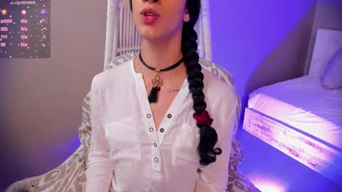 Snapshot of _luna_dupont_ chatting on February 2025 12:20:01 PM  Luna  online show from February 2025 12:20:01 PM