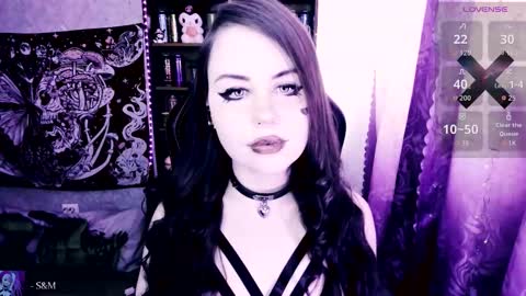 Mia online show from March 2026 05:00:02 AM