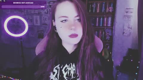 Snapshot of _m_o_n_s_t_e_r_e_n_e_r_g_y_ chatting on June 2026 11:18:02 PM Mia online show from June 2026 11:18:02 PM