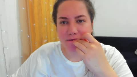 Snapshot of _madalexa_ chatting on April 2026 04:17:02 PM Alexa online show from April 2026 04:17:02 PM
