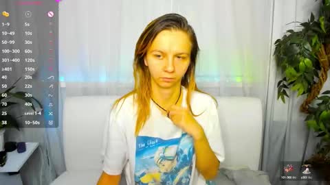 Scarlett online show from October 2025 09:10:02 AM