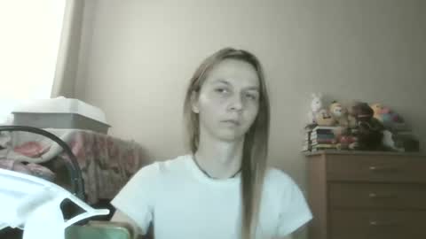 Snapshot of _mari_so chatting on June 2026 02:32:01 PM Scarlett online show from June 2026 02:32:01 PM