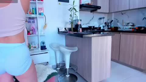 Snapshot of _maria_angel_ chatting on June 2026 06:12:01 PM Maria Angel online show from June 2026 06:12:01 PM