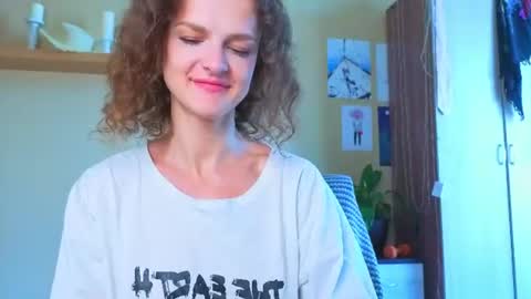 Snapshot of _masterpiece__ chatting on June 2026 02:44:01 AM Sophia online show from June 2026 02:44:01 AM