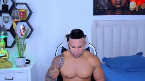 _matthew_santos_ online show from October 2025 11:17:02 PM