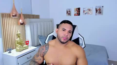 Snapshot of _matthew_santos_ chatting on May 2026 01:47:01 AM _matthew_santos_ online show from May 2026 01:47:01 AM